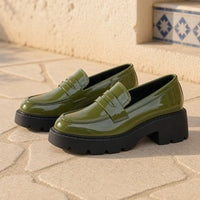 Mocassins Aspect Cuir Vernis À Semelle Épaisse - Mediterranean Lifestyle