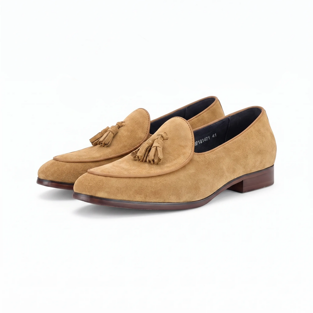 Mocassins Indiens En Daim Pour Homme - Studio — Front 3/4 Pair