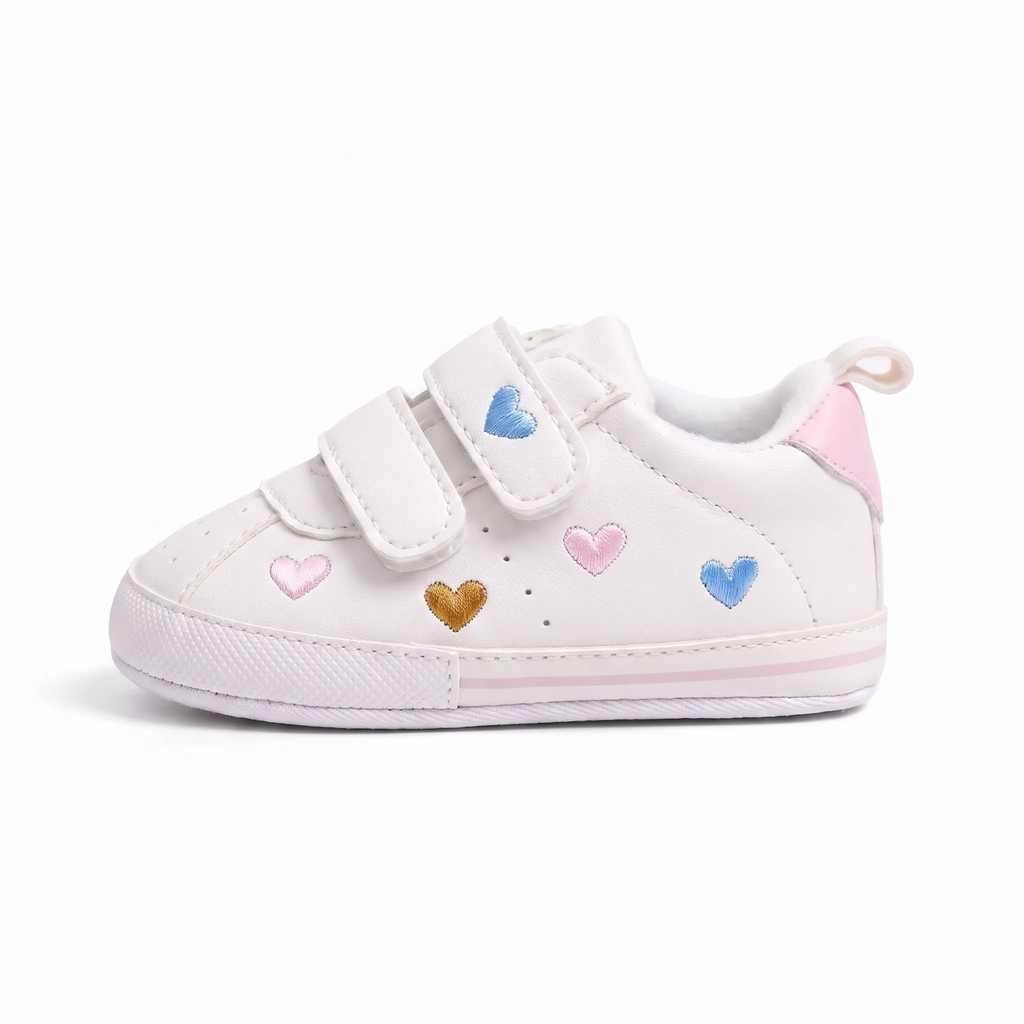 Mocassins Pour Bébé Fille À Motif Coeur - Studio — Side Profile