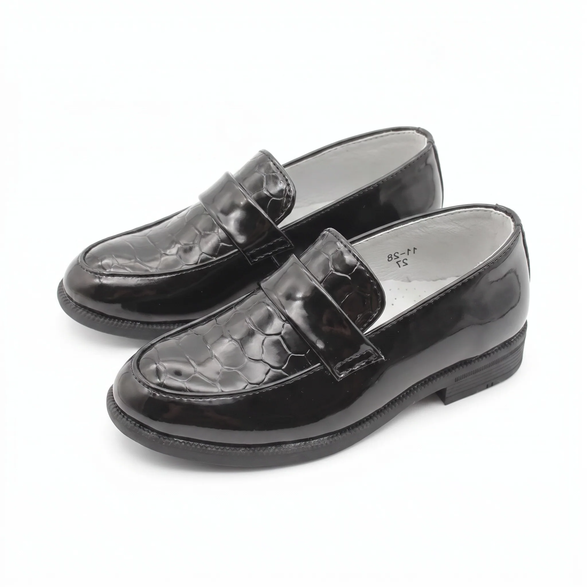 Mocassins Polyvalents En Cuir Vernis Pour Garçons - Studio — Front 3/4 Pair