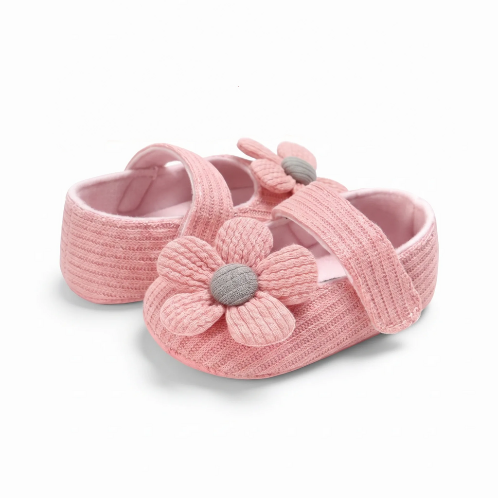 Mocassins Mignons À Fleurs Pour Bébé Fille - Studio — Front 3/4 Pair