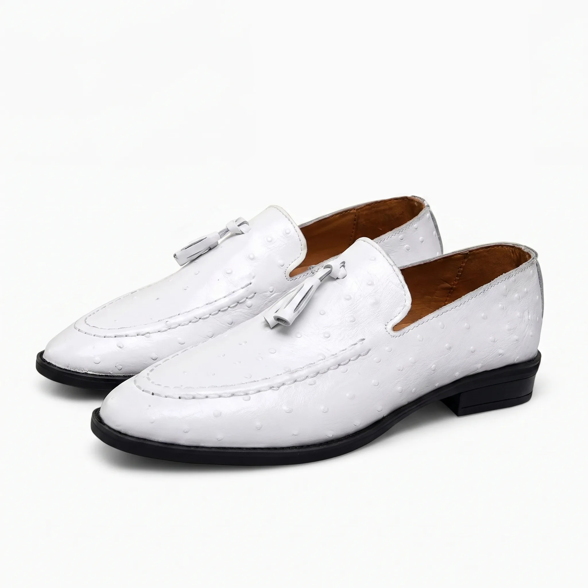 Mocassins À Glands Vernis Noir Et Blanc Pour Homme - Studio — Front 3/4 Pair