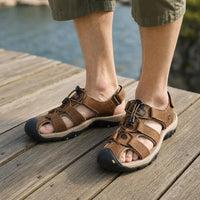 Kairo Cuir Sandales Pêcheur – Confort Estival Souple Marche Chaussures - Marron Foncé - On-foot — Top-down Worn View