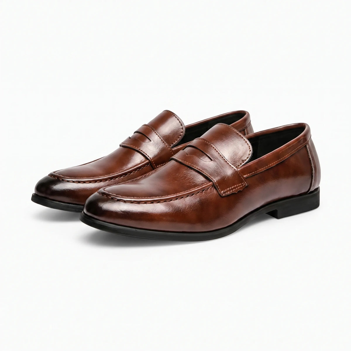 Mocassin Cuir Homme Semelle Gomme - Studio — Front 3/4 Pair