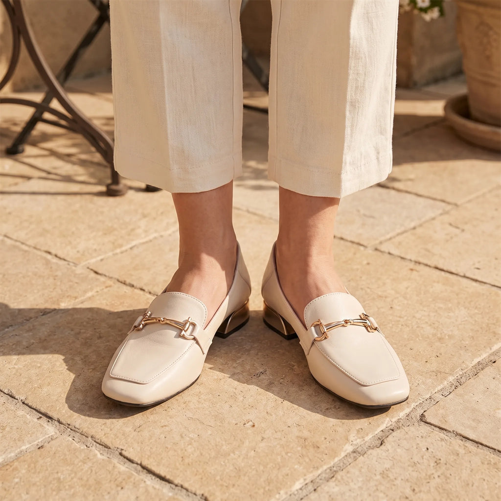 Mocassin Mary Jane Vernis À Talon Carré - On-foot — Top-down Worn View