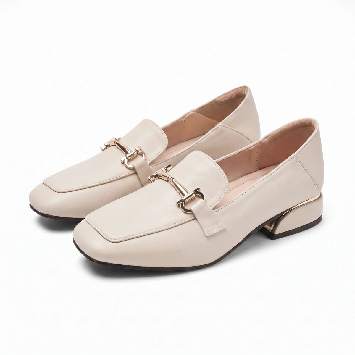 Mocassin Mary Jane Vernis À Talon Carré - Studio — Front 3/4 Pair