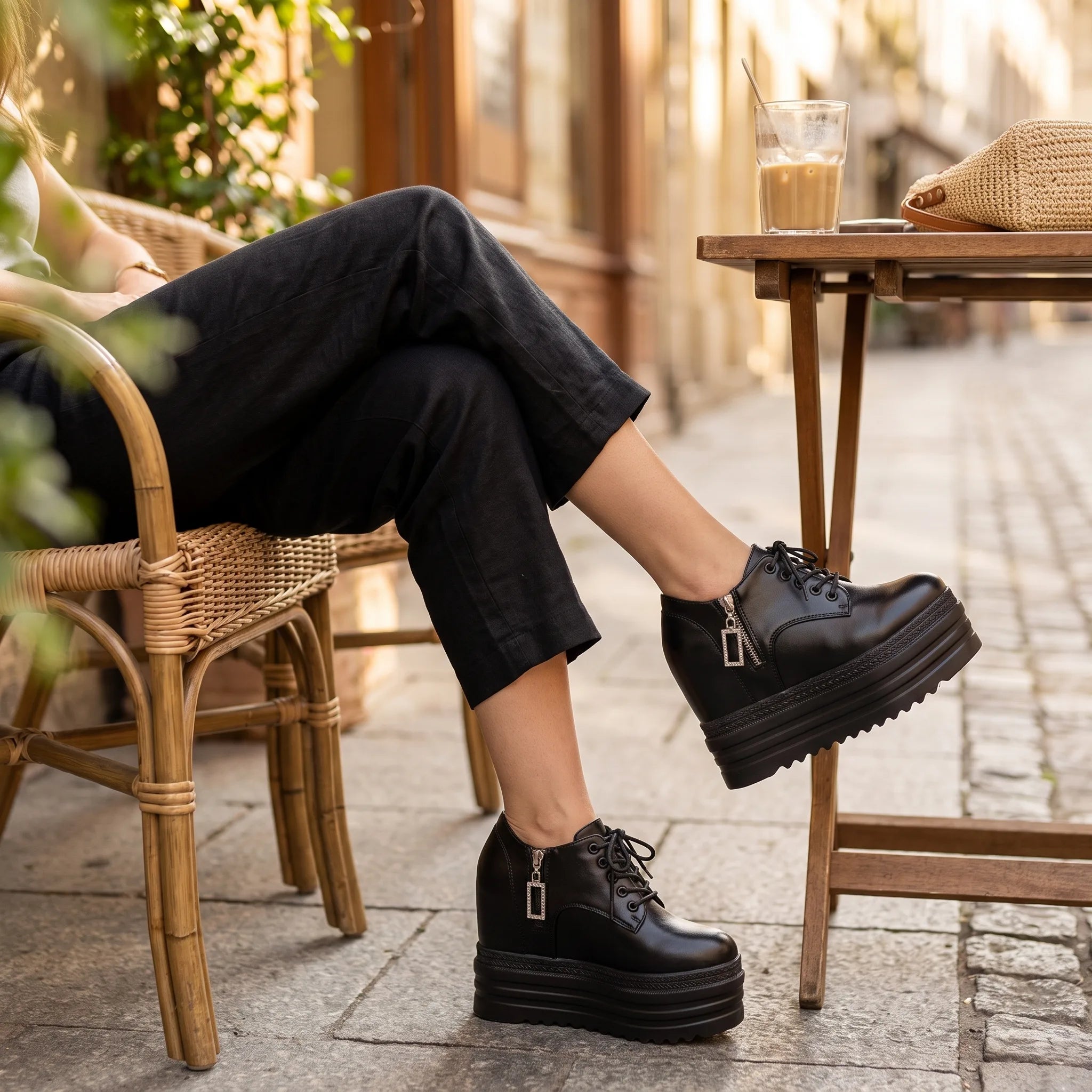 Mocassins À Plateforme Avec Fermeture Éclair Pour Femme - Lifestyle — Worn Editorial