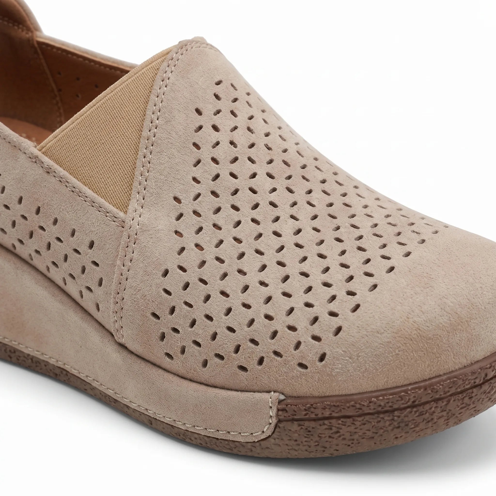 Mocassins Ajourés Confortables À Semelle Compensée Pour Femme - Studio — Detail Close-up Image
