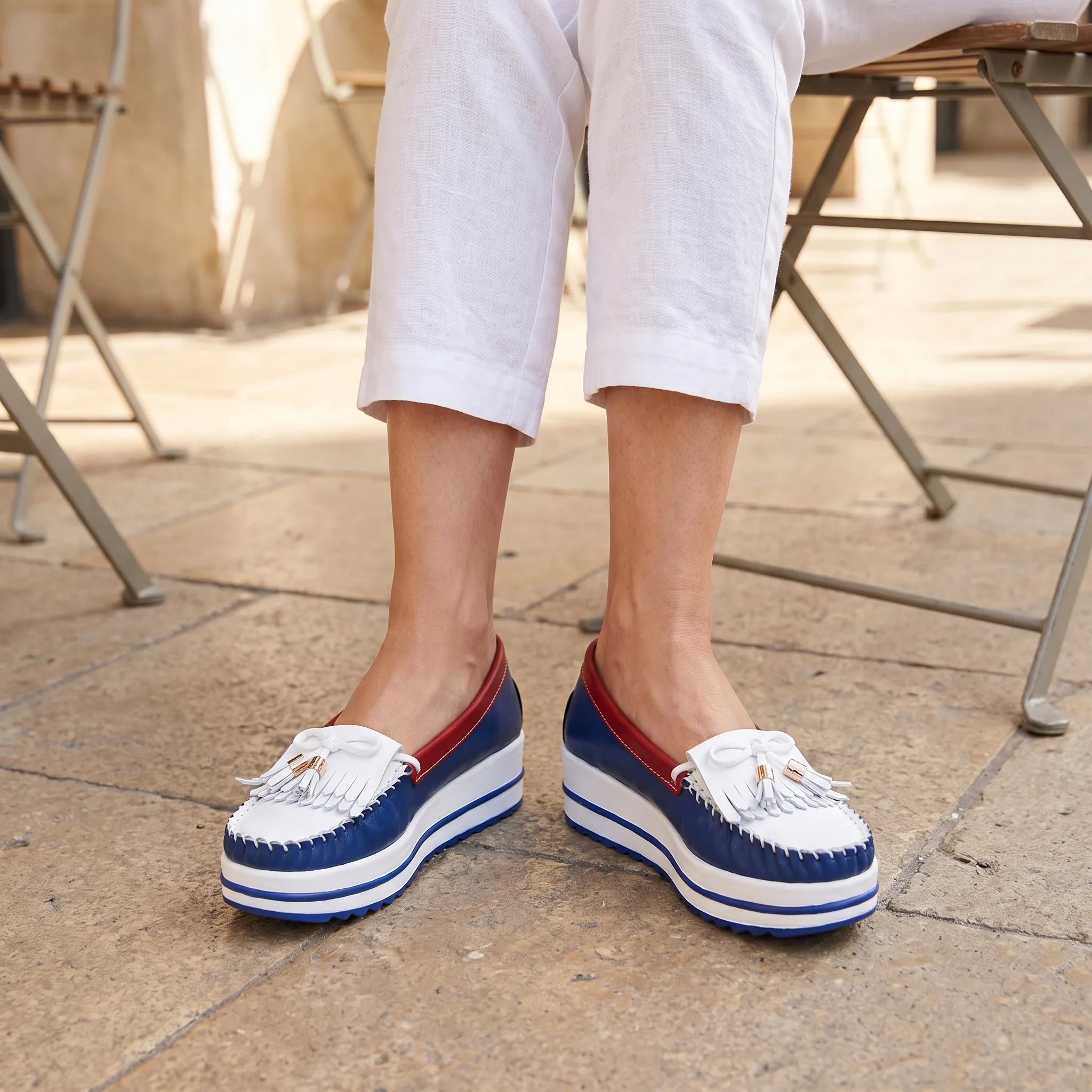 Mocassins Bicolores À Plateforme Pour Femmes - On-foot — Top-down Worn View Image