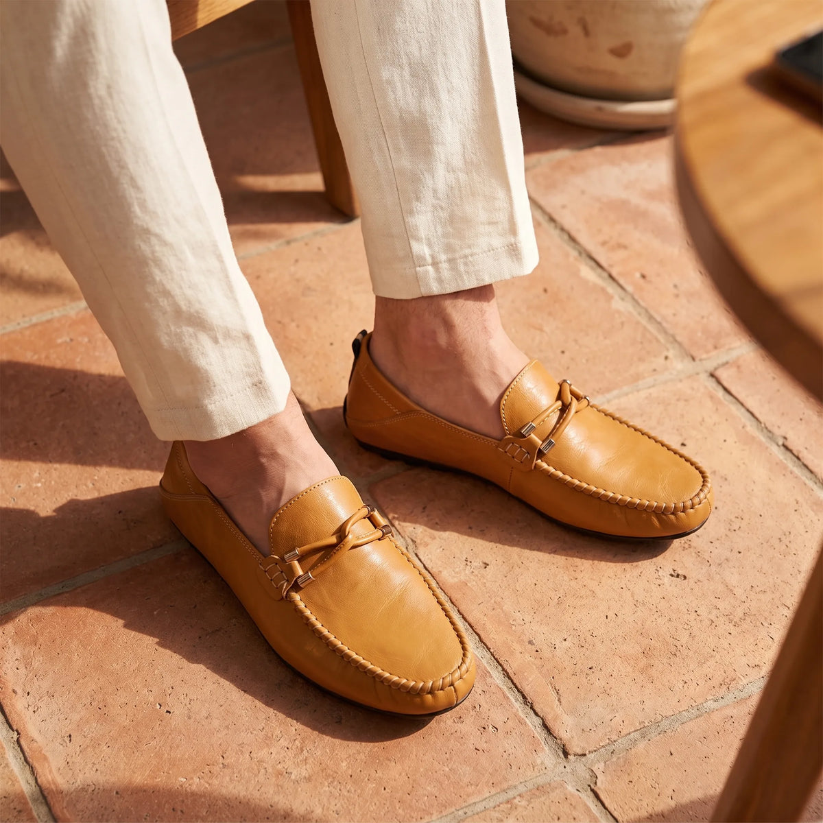 Mocassins De Mariage En Cuir Synthétique Pour Homme - On-foot — Top-down Worn View