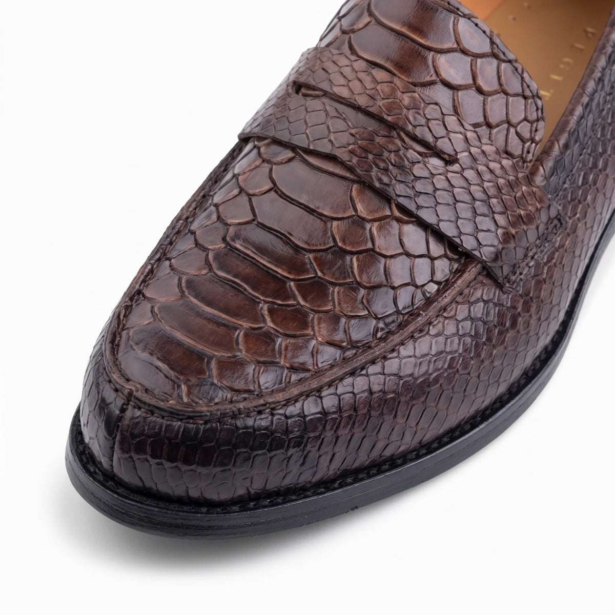 Mocassins Décontractés Marron En Cuir Véritable Pour Homme - Studio — Detail Close-up