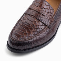 Mocassins Décontractés Marron En Cuir Véritable Pour Homme - Studio — Detail Close-up
