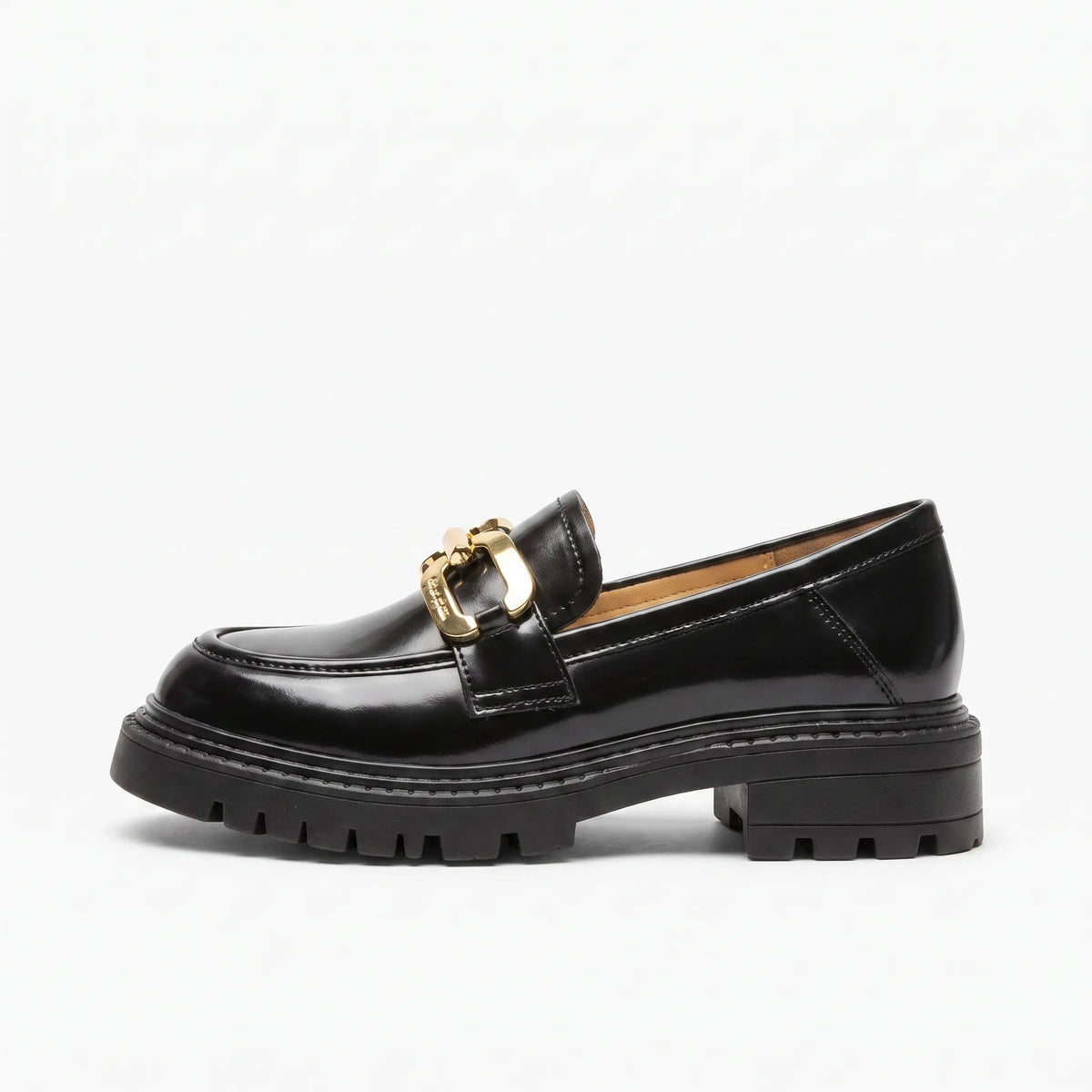 Mocassins En Cuir Verni Pour Femme Avec Chaîne Dorée Décorative - Studio — Side Profile