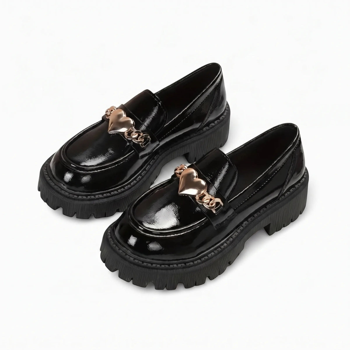 Mocassins En Cuir Verni Pour Femmes Avec Design De Cœur - Studio — Front 3/4 Pair