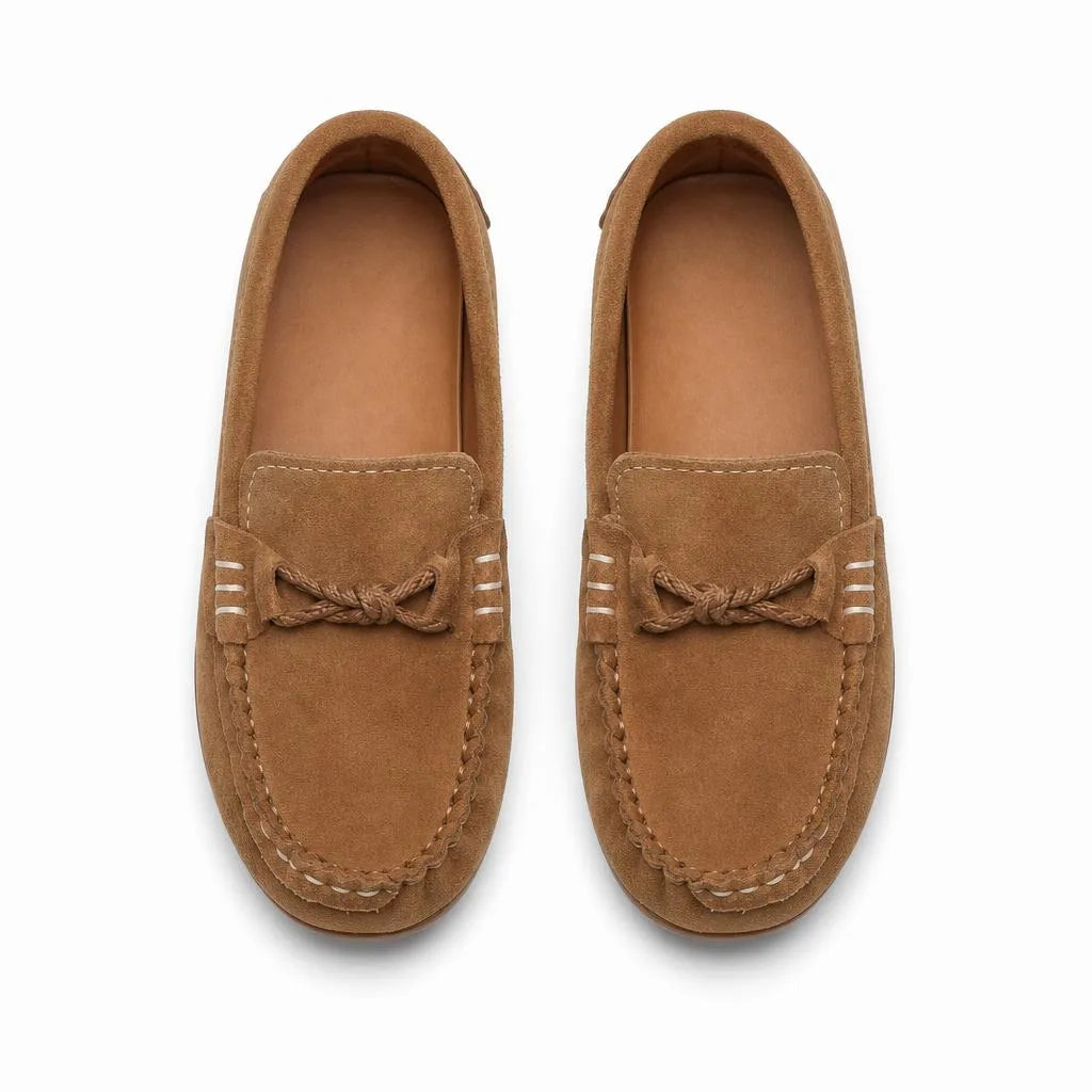 Mocassins En Daim Avec Un Nœud Marron Pour Garçons - Studio - Top view