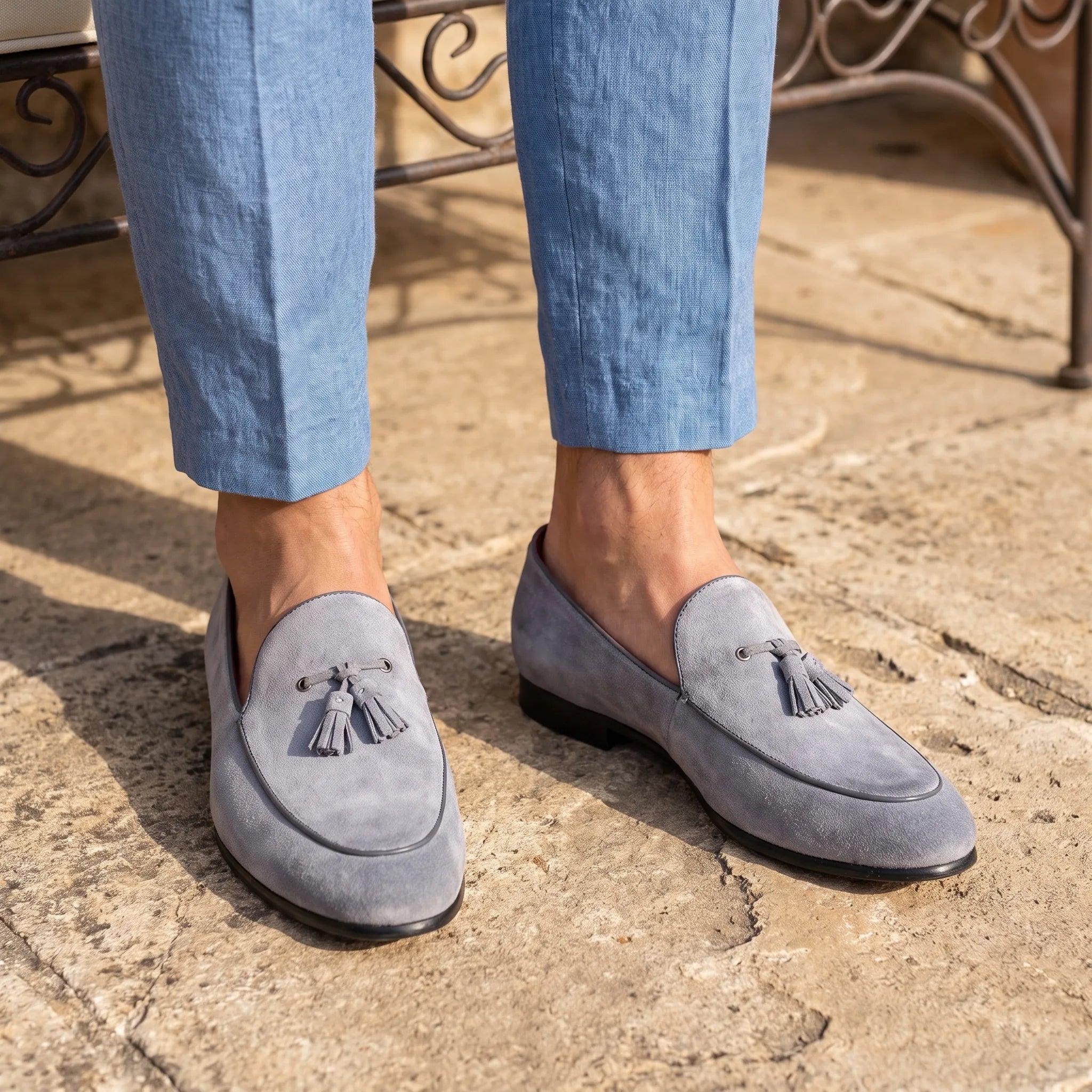 Mocassins En Daim Véritable Souple Et Classique À Glands Pour Homme - On-foot — Top-down Worn View Image