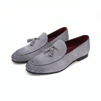 Mocassins En Daim Véritable Souple Et Classique À Glands Pour Homme - Studio — Front 3/4 Pair