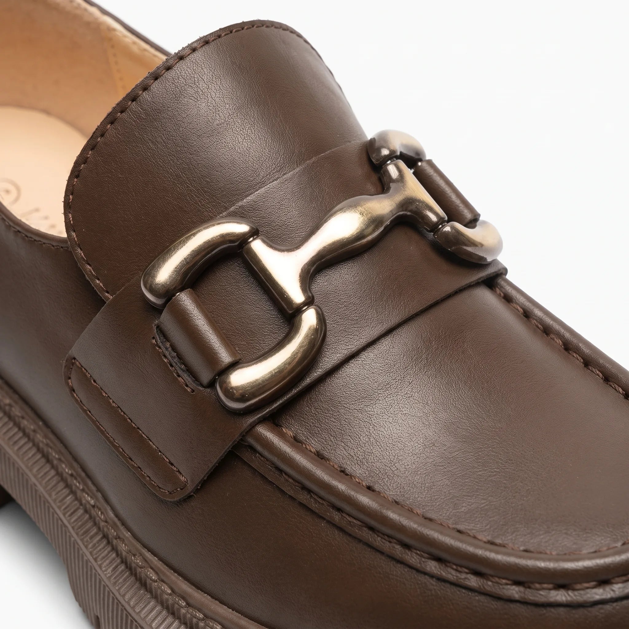 Mocassins Faciles À Enfiler En Cuir Pour Femmes - Studio — Detail Close-up Image