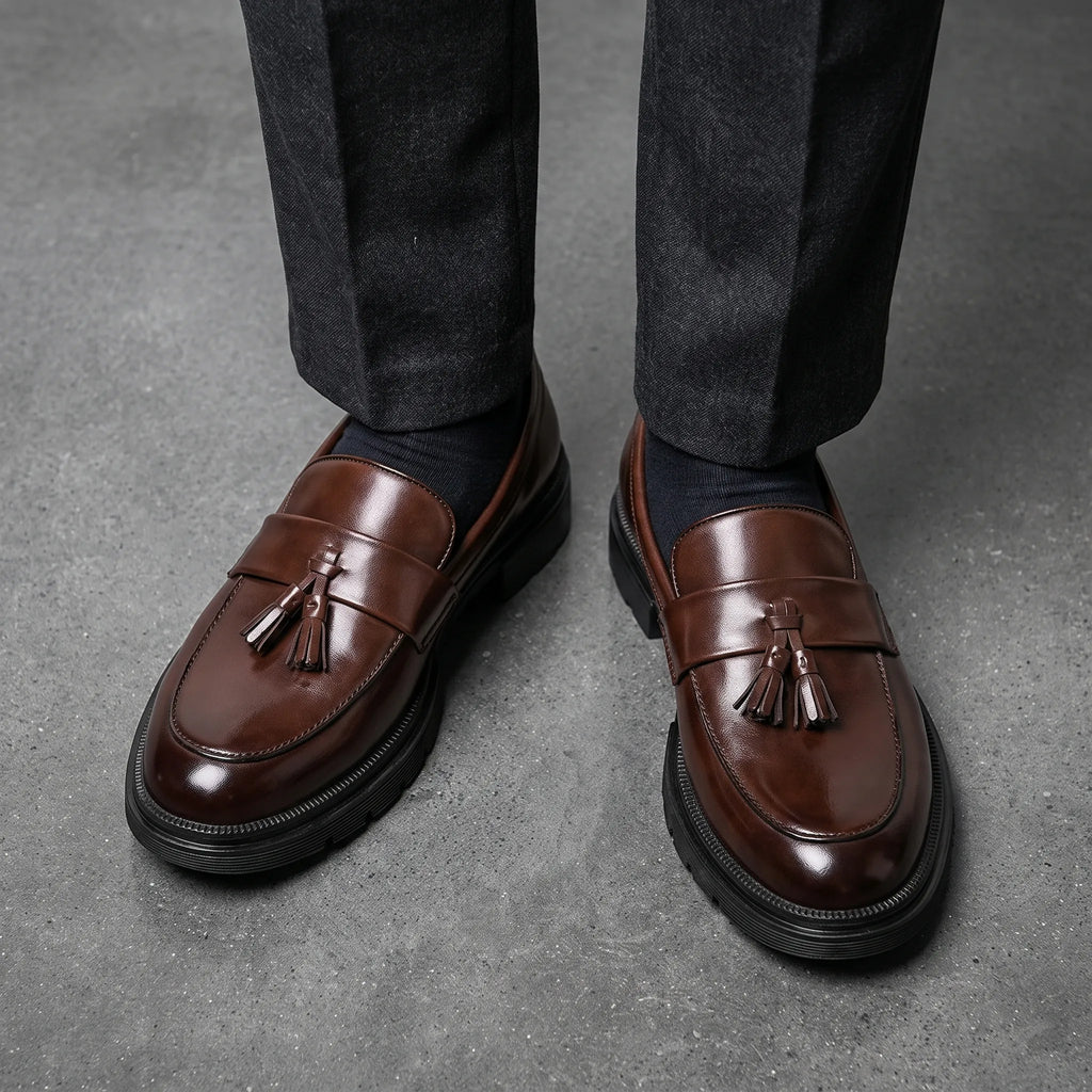 Mocassins Habillés À Glands En Cuir Véritable Pour Homme - On-foot — Top-down Worn View