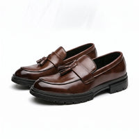 Mocassins Habillés À Glands En Cuir Véritable Pour Homme - Studio — Front 3/4 Pair