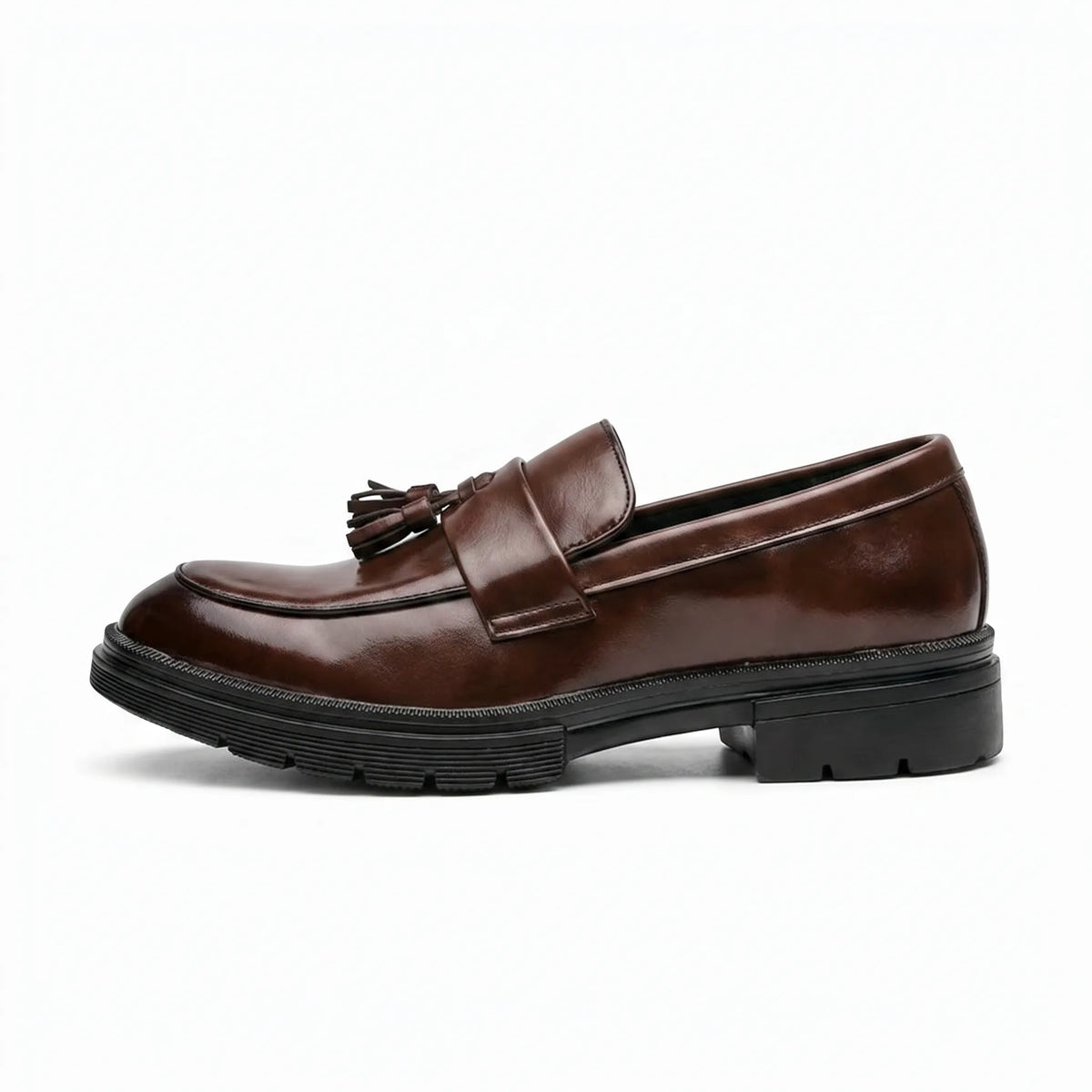 Mocassins Habillés À Glands En Cuir Véritable Pour Homme - Studio — Side Profile
