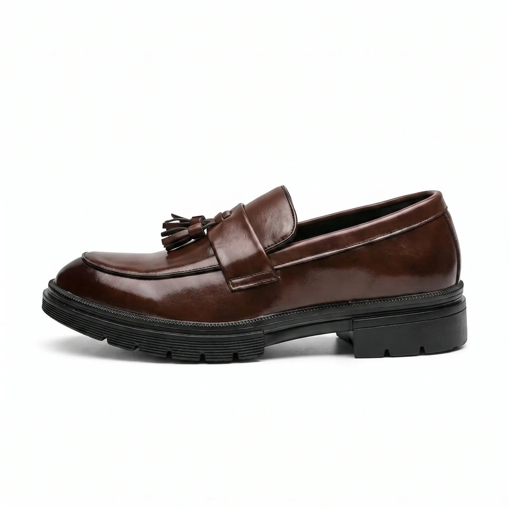 Mocassins Habillés À Glands En Cuir Véritable Pour Homme - Studio — Side Profile