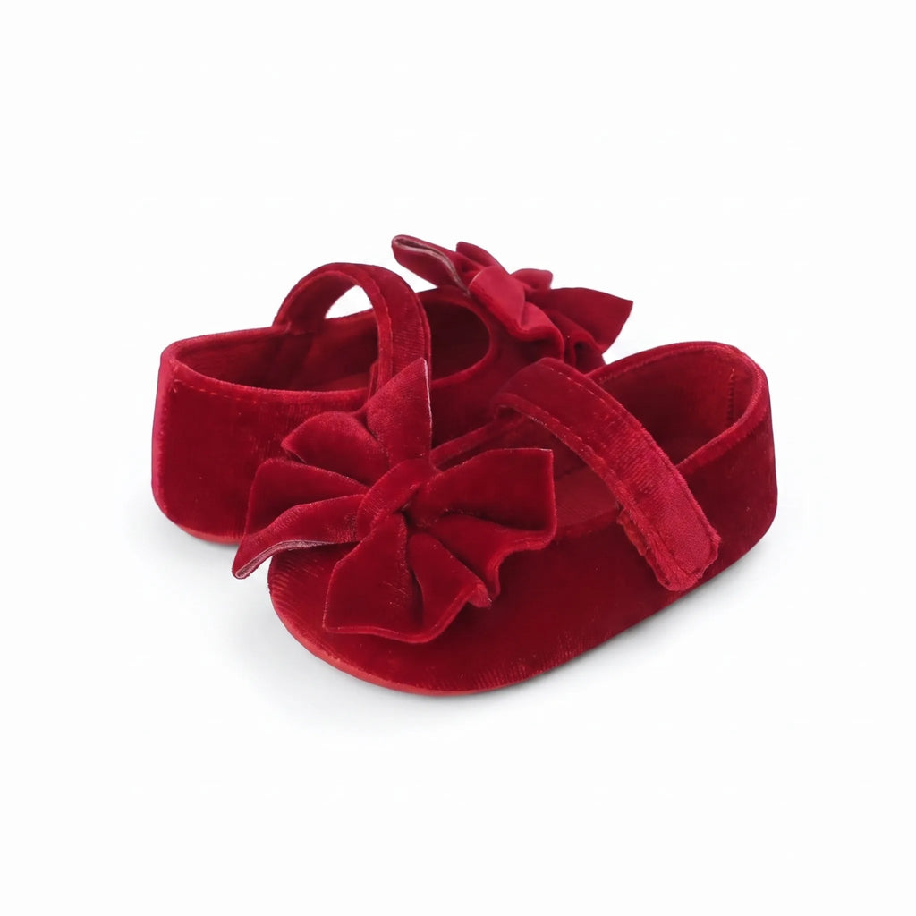 Mocassins Nœud Papillon Nouveau-Né - Studio — Front 3/4 Pair