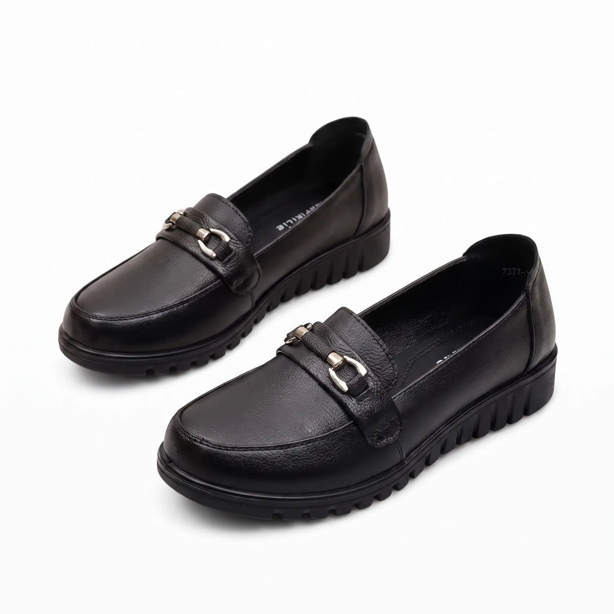 Mocassins Orthopédiques À Semelle Noire Pour Femmes - Studio — Front 3/4 Pair
