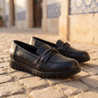Mocassins Orthopédiques Effet Cuir Avec Coutures Apparentes Pour Femme - Lifestyle — Mediterranean Editorial