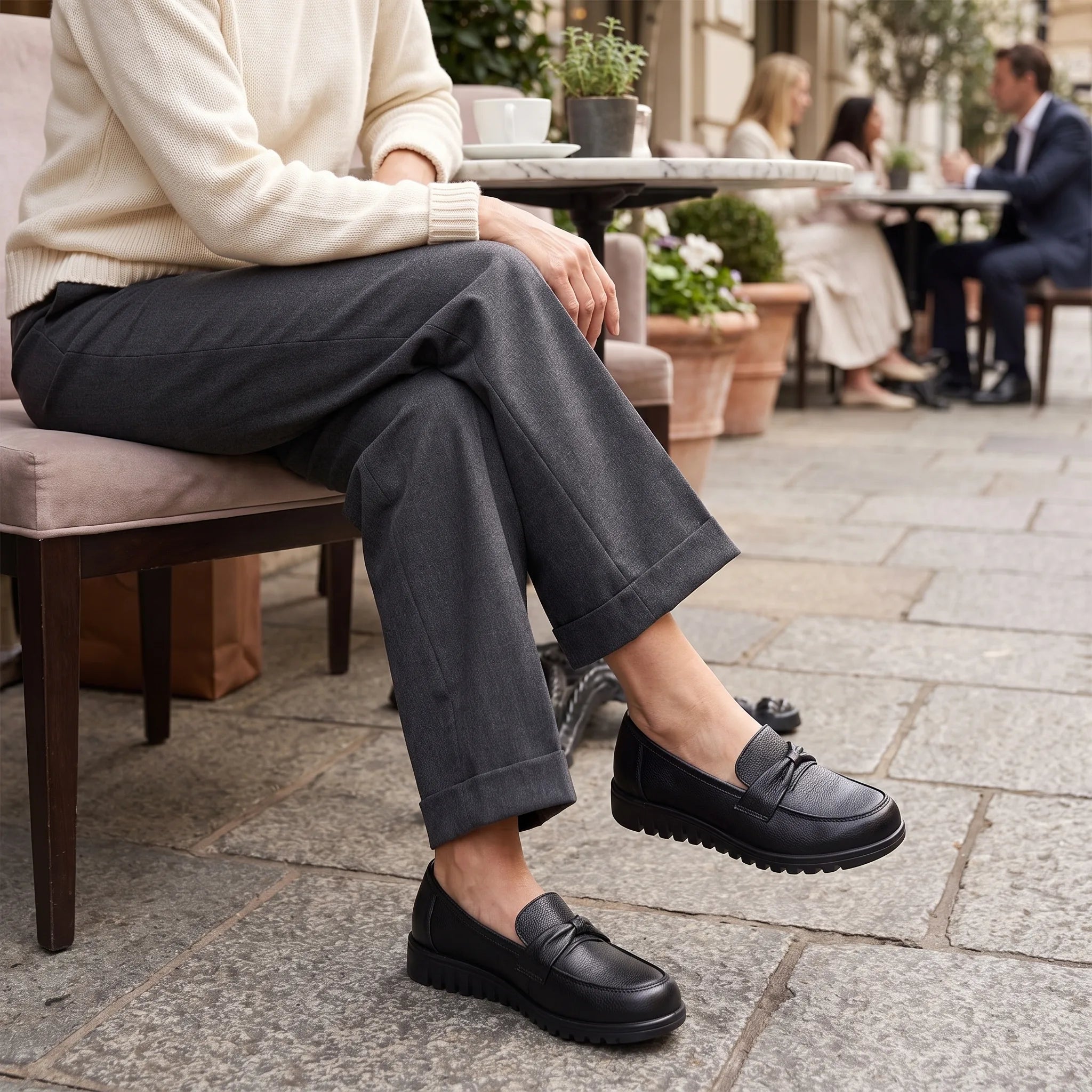 Mocassins Orthopédiques Effet Cuir Avec Coutures Apparentes Pour Femme - Lifestyle — Worn Editorial
