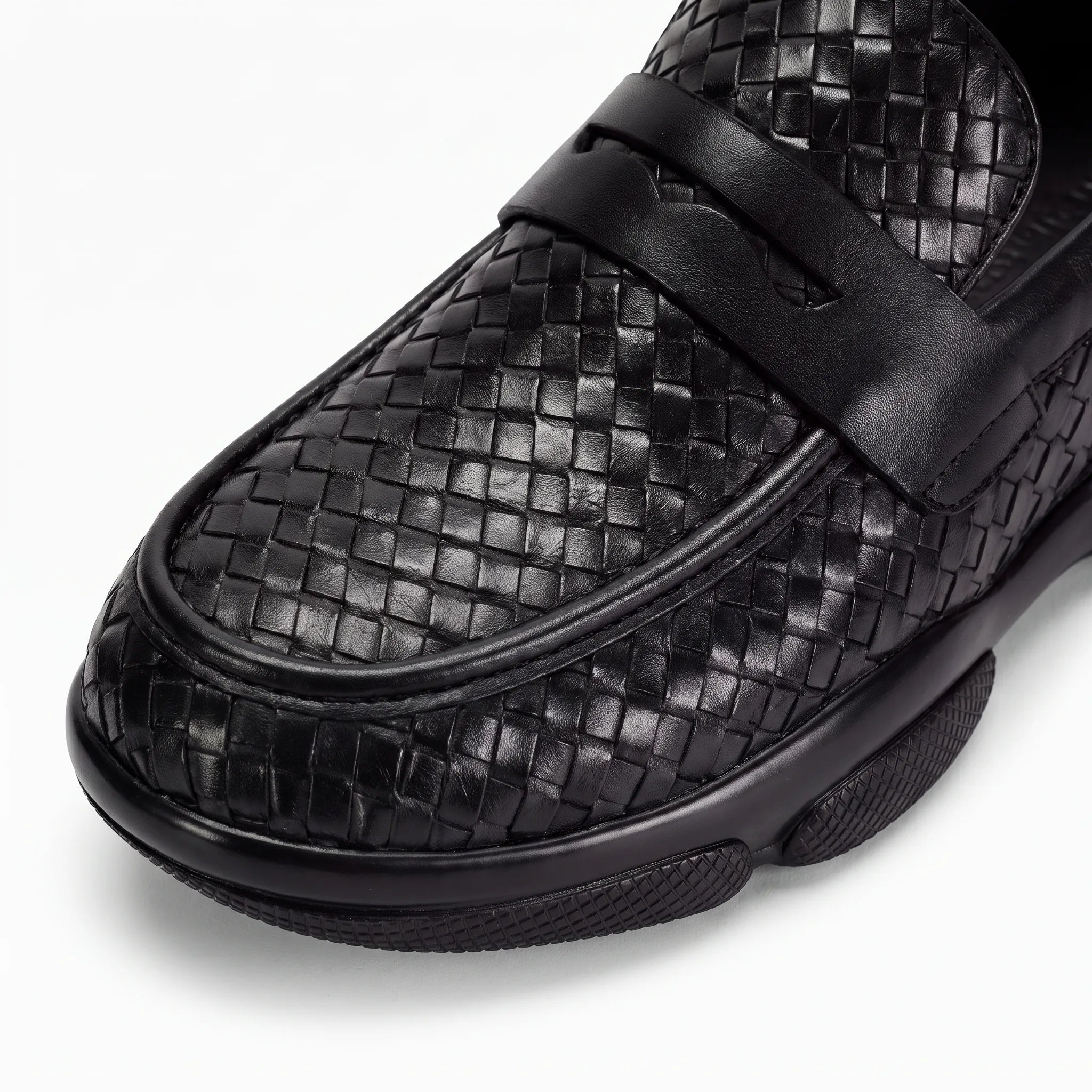 Mocassins Orthopédiques En Cuir À Plateforme - Studio — Detail Close-up Image