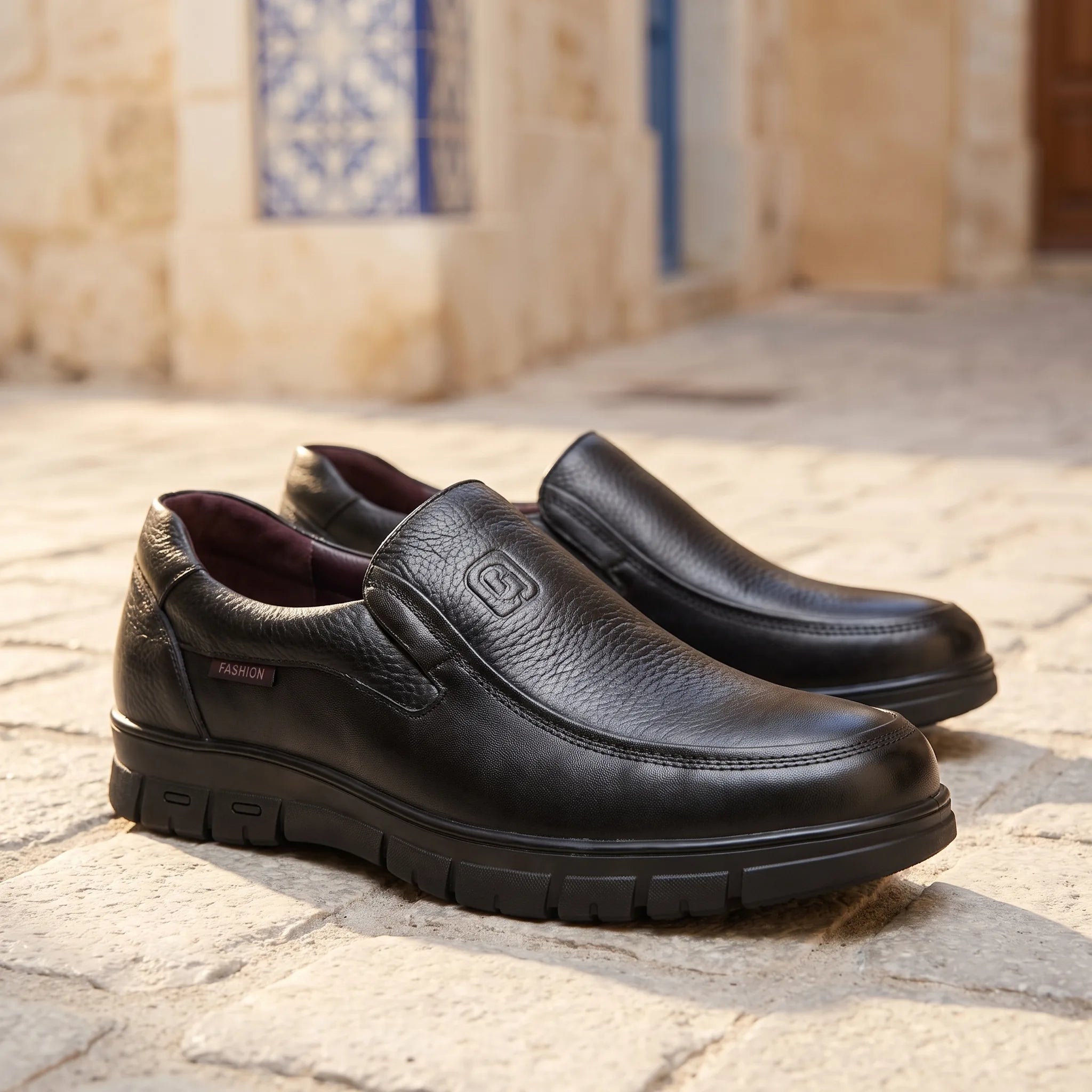 Mocassins Orthopédiques En Cuir De Vache Souple Pour Homme - Lifestyle — Mediterranean Editorial