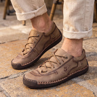 Mocassins Orthopédiques En Cuir Pour Homme - On-foot — Top-down Worn View