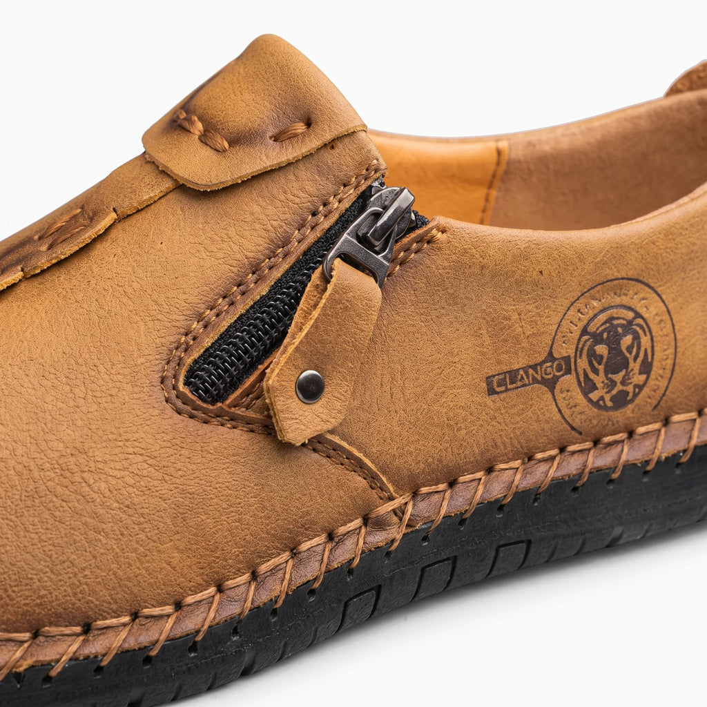 Mocassins Plats En Cuir Synthétique Pour Hommes - Studio — Detail Close-up