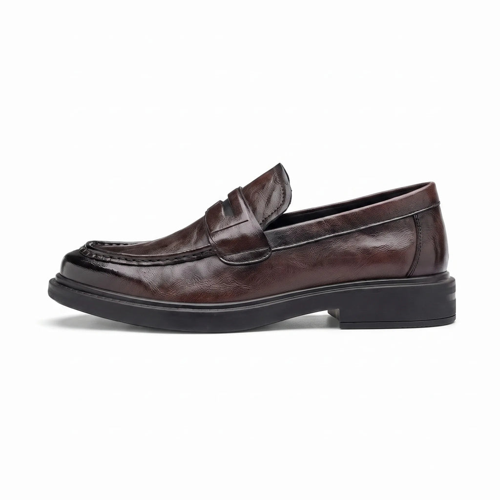 Mocassins Pour Homme En Cuir Véritable De Couleur Marron - Studio — Side Profile