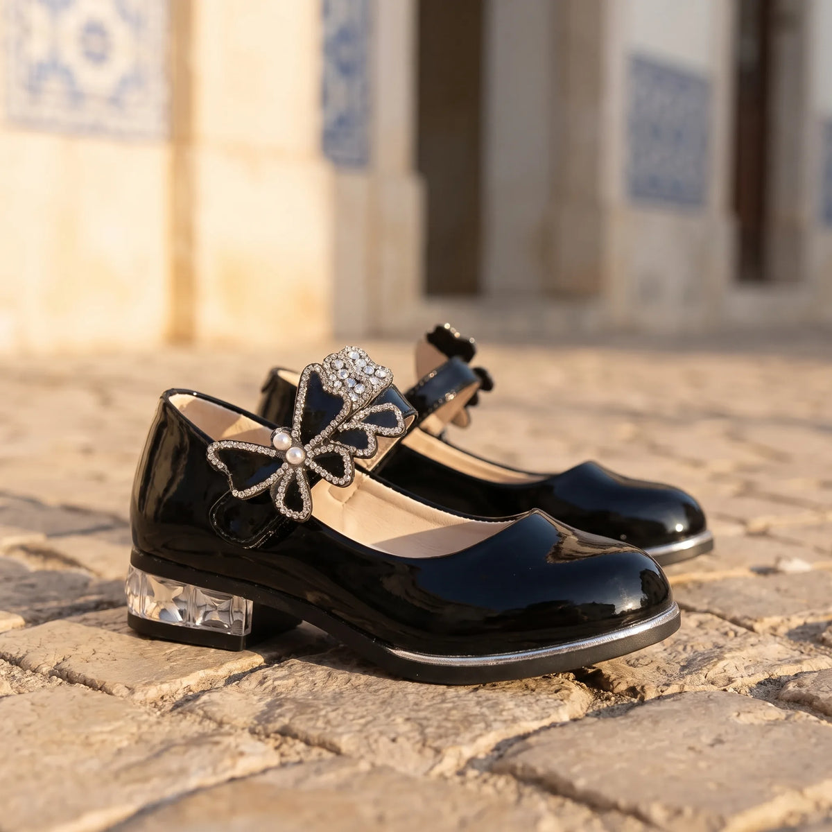 Mocassins Solides En Cuir Pour Fille - Lifestyle — Mediterranean Editorial