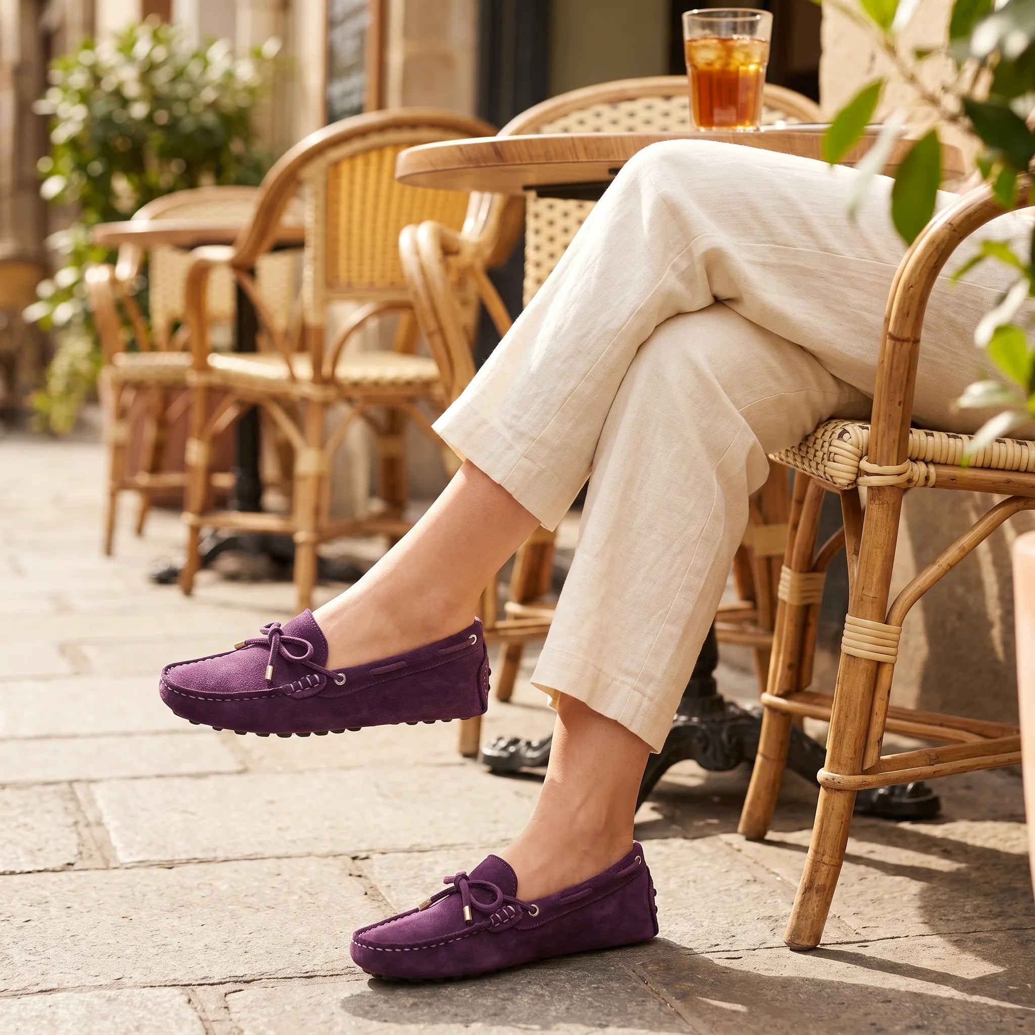 Mocassins Souples En Daim Pour Femmes - Lifestyle — Worn Editorial