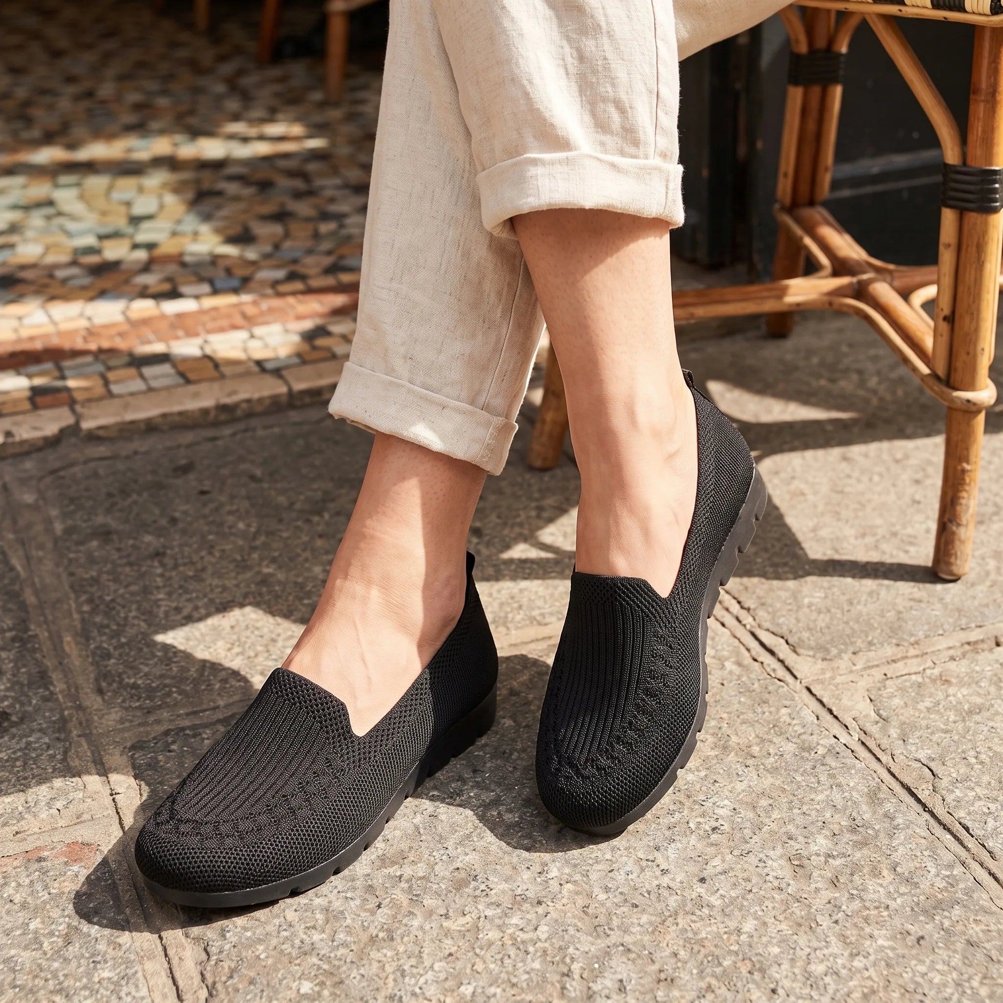 Mocassins Souples En Maille Pour Femmes - On-foot — Top-down Worn View Image