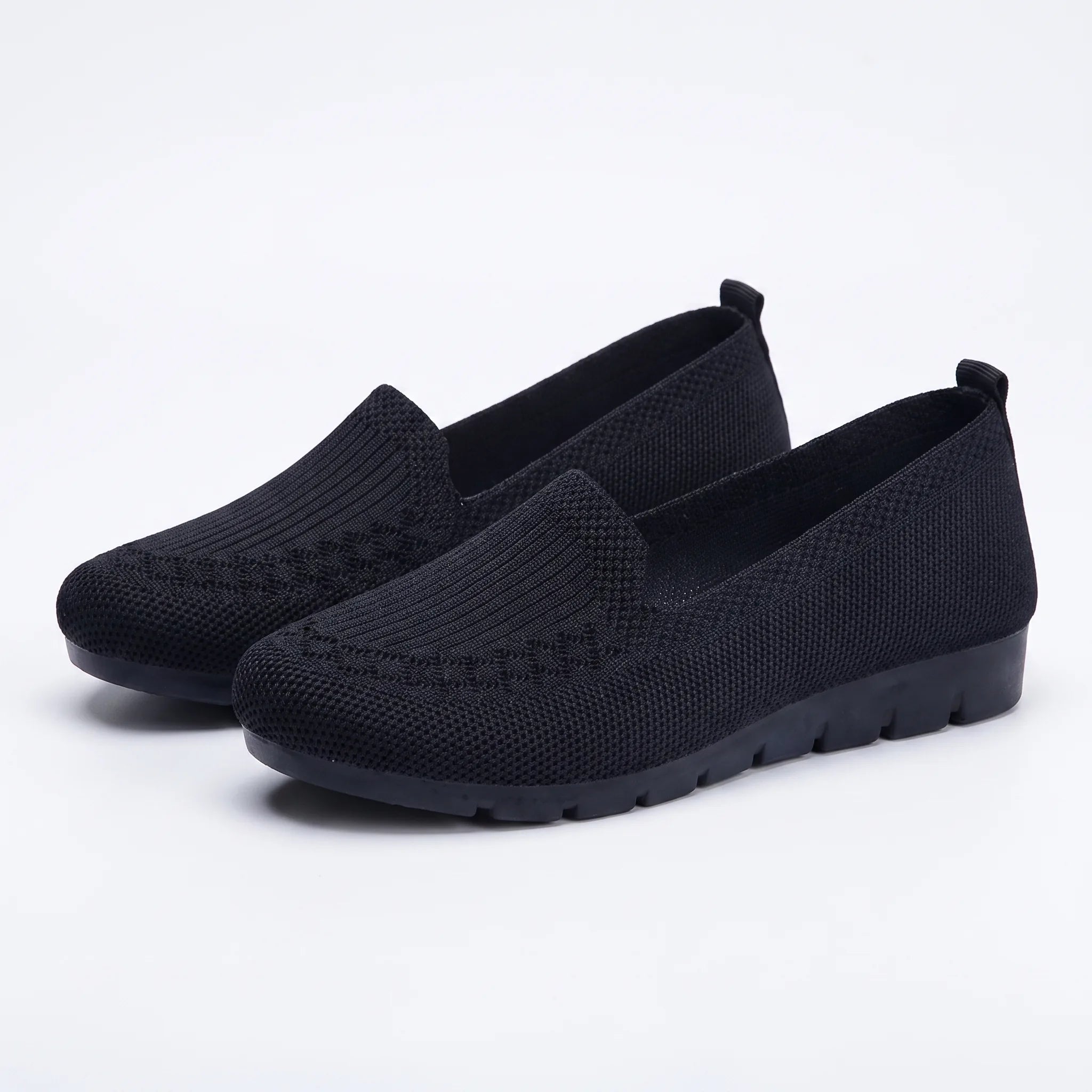 Mocassins Souples En Maille Pour Femmes - Studio — Front 3/4 Pair