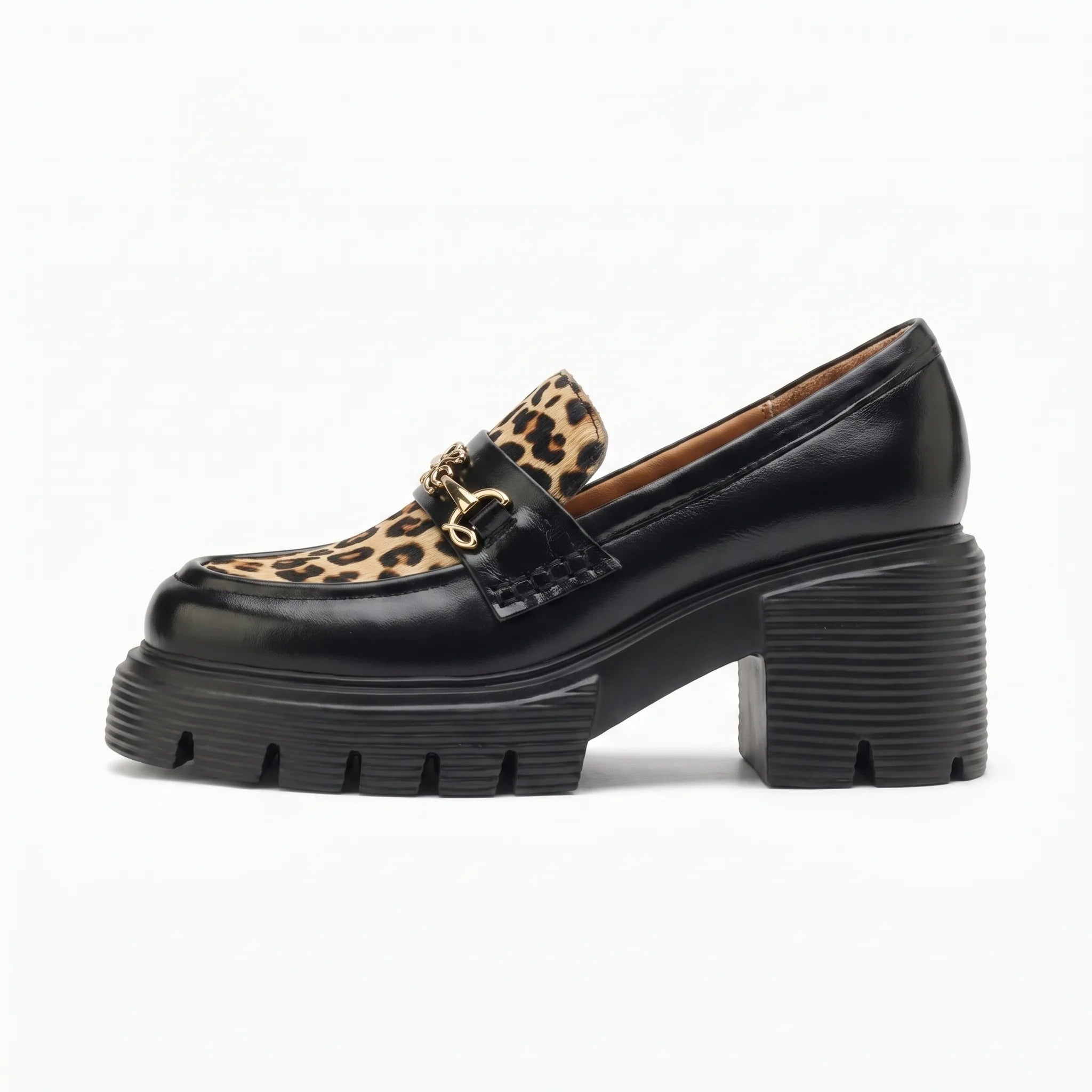 Mocassins Style British Avec Imprimé Léopard Et Boucles Dorées - Studio — Side Profile