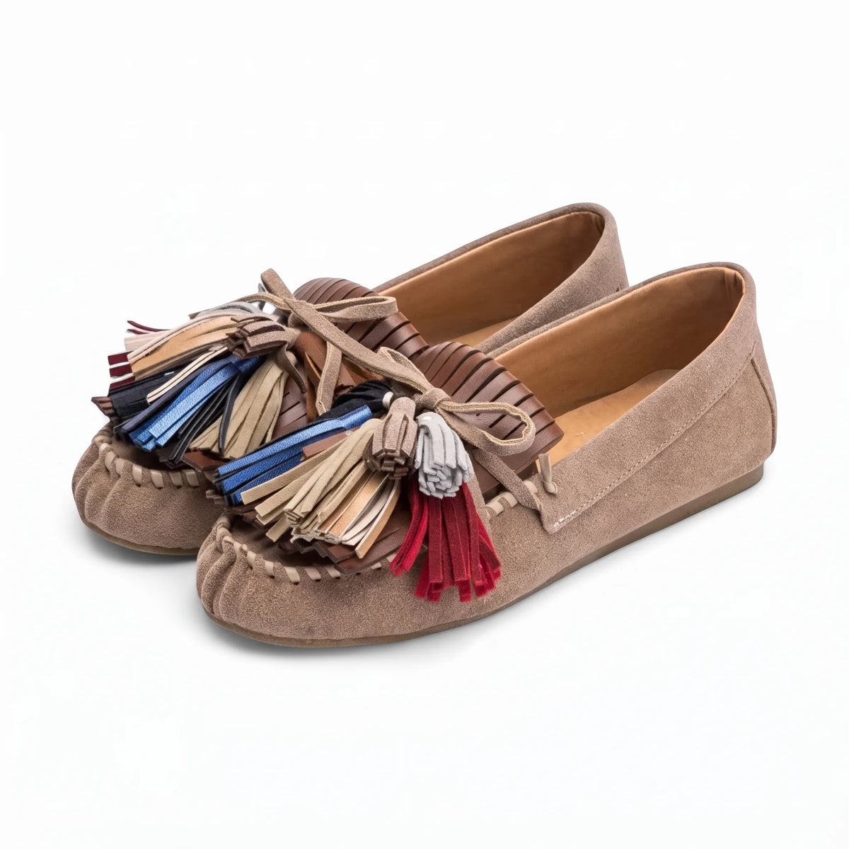 Mocassins style vintage à glands et motifs colorés en cuir pour femme - Studio — Front 3/4 Pair