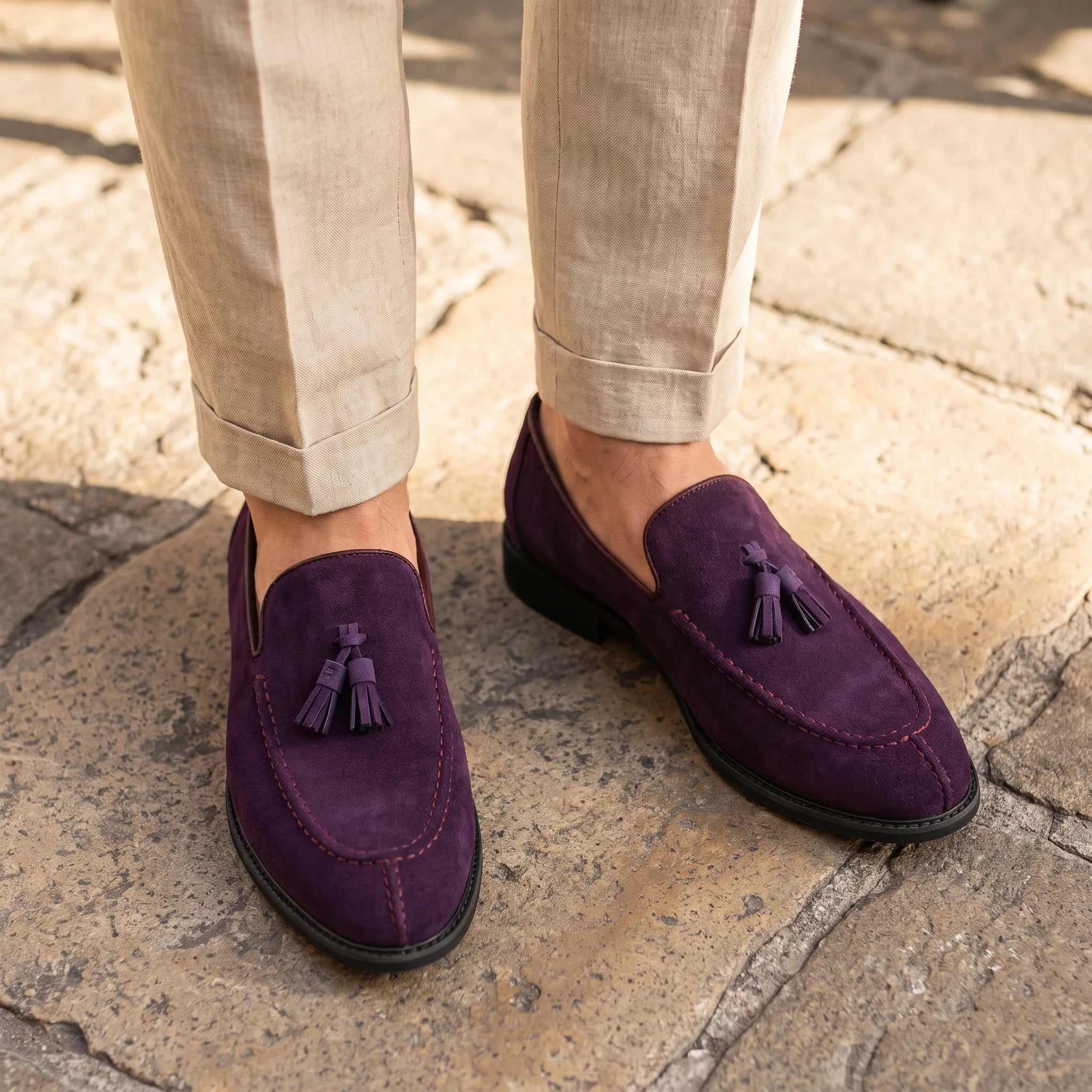 Mocassins Violets En Daim Pour Hommes - On-foot — Top-down Worn View Image