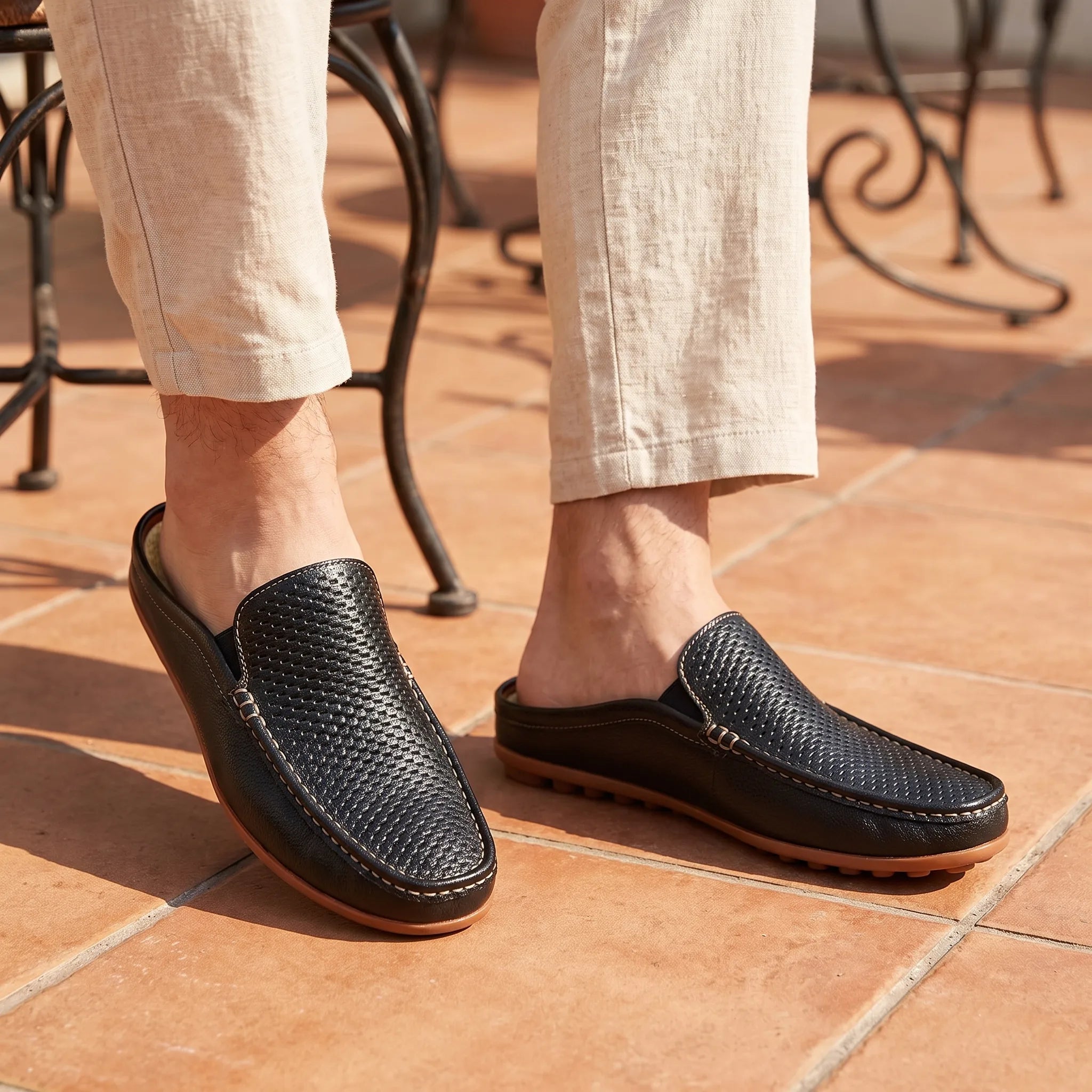 Mules Mocassins Souples En Cuir Synthétique - On-foot — Top-down Worn View Image